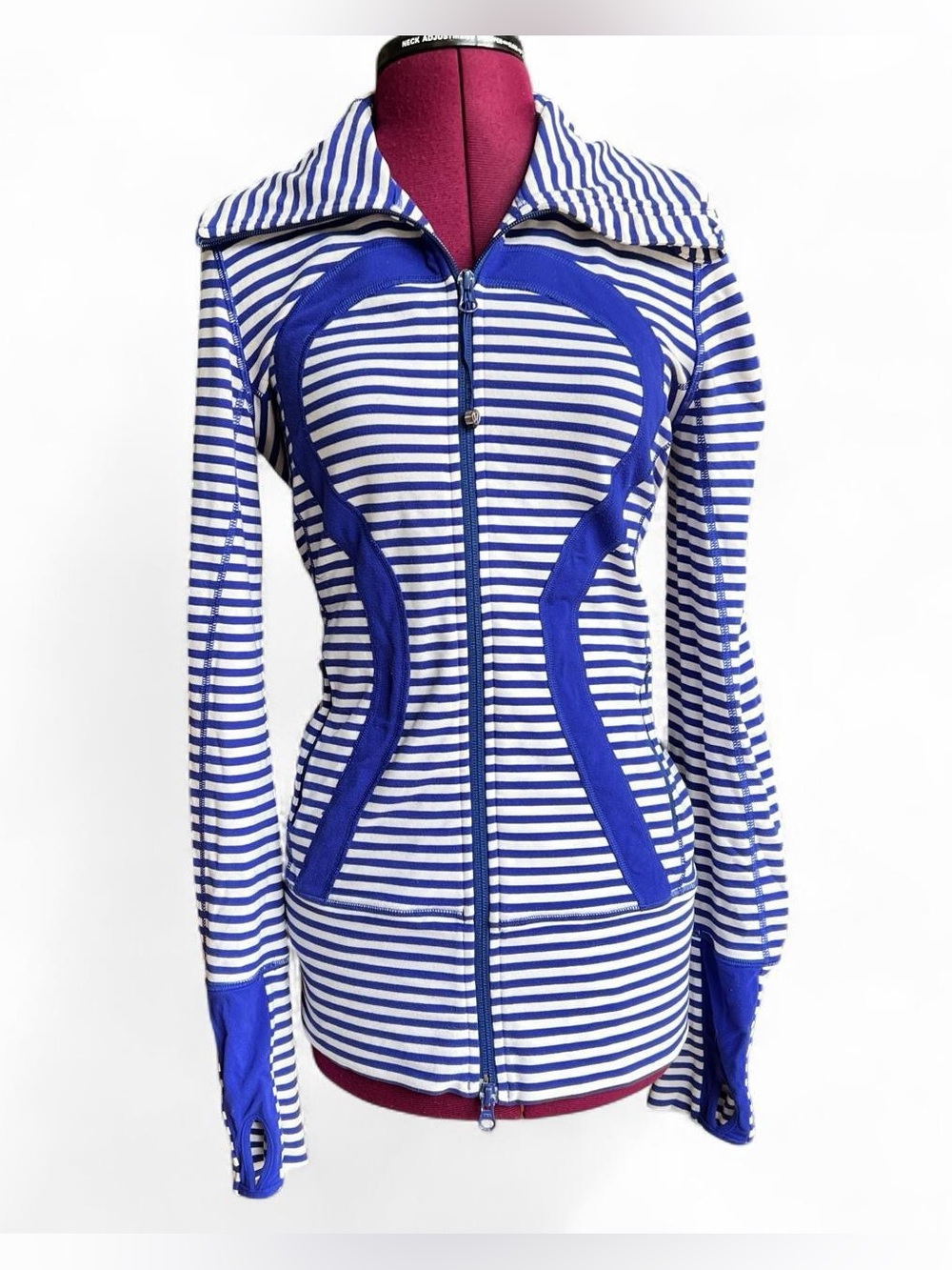 Lululemon In Stride Jacket, Blue/White Stripe, Size 6